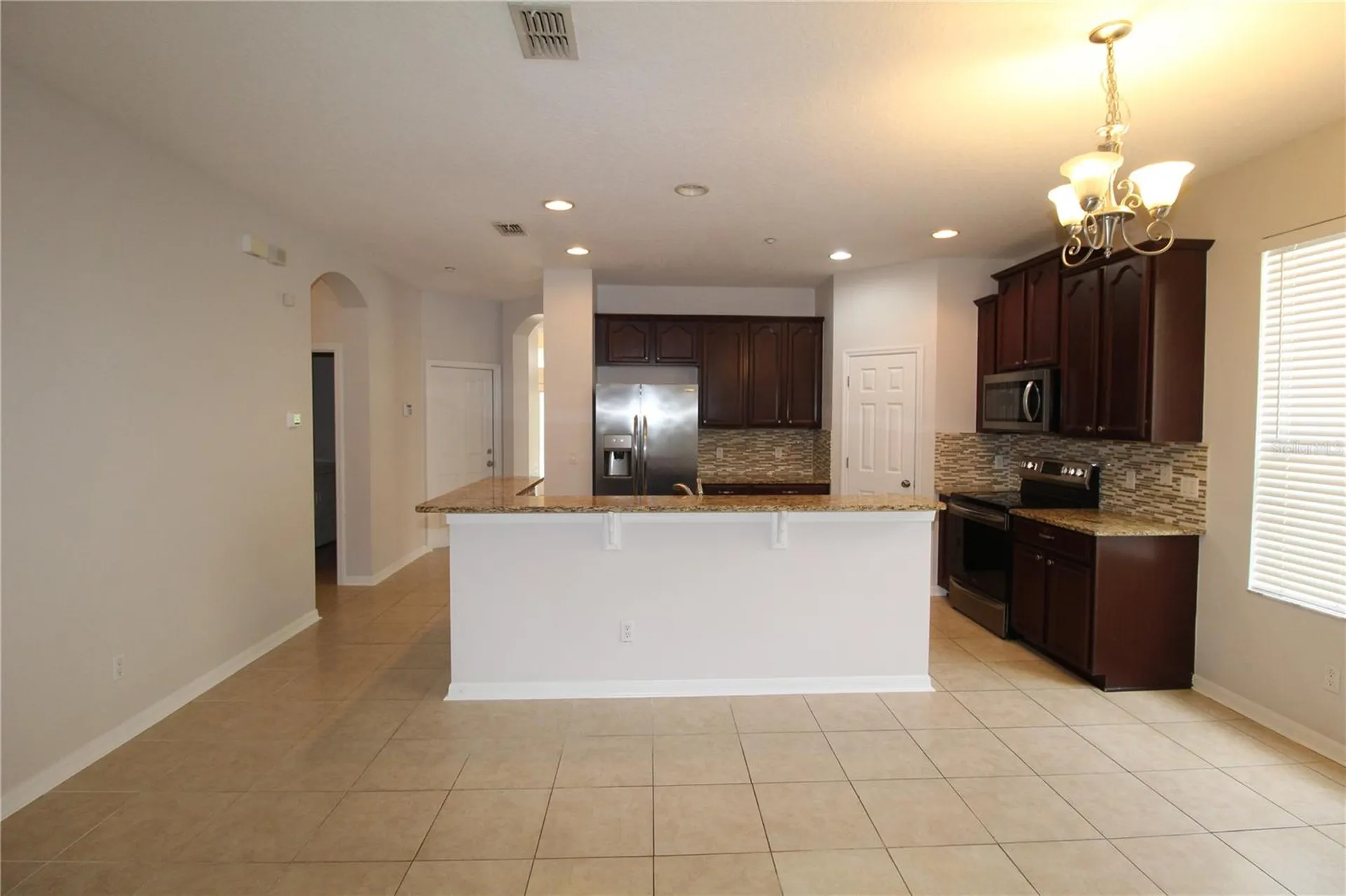 9885 Leland Drive Orlando FL 32827