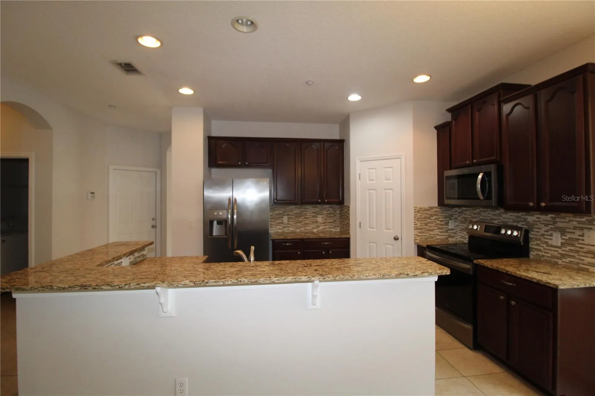 9885 Leland Drive Orlando FL 32827