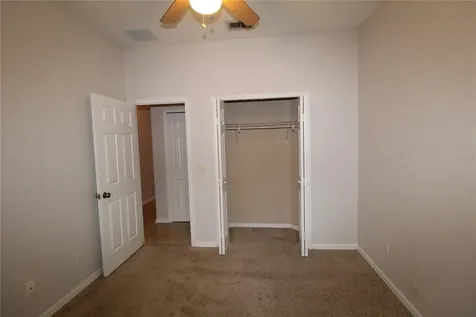 9885 Leland Drive Orlando FL 32827