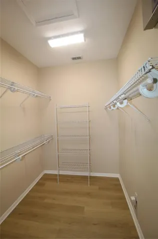 9885 Leland Drive Orlando FL 32827