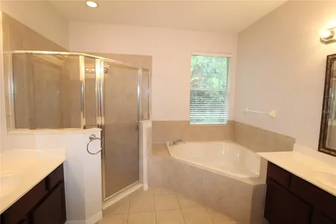 9885 Leland Drive Orlando FL 32827
