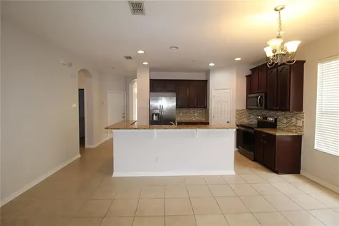 9885 Leland Drive Orlando FL 32827