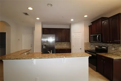 9885 Leland Drive Orlando FL 32827