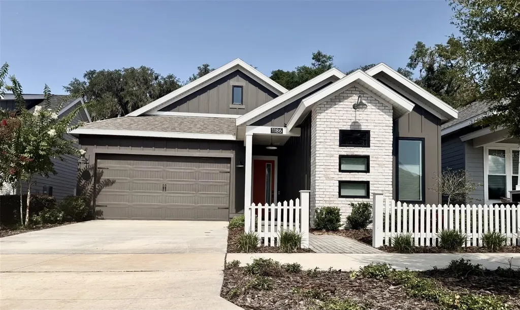 1186 NW 132nd Boulevard Newberry FL 32669