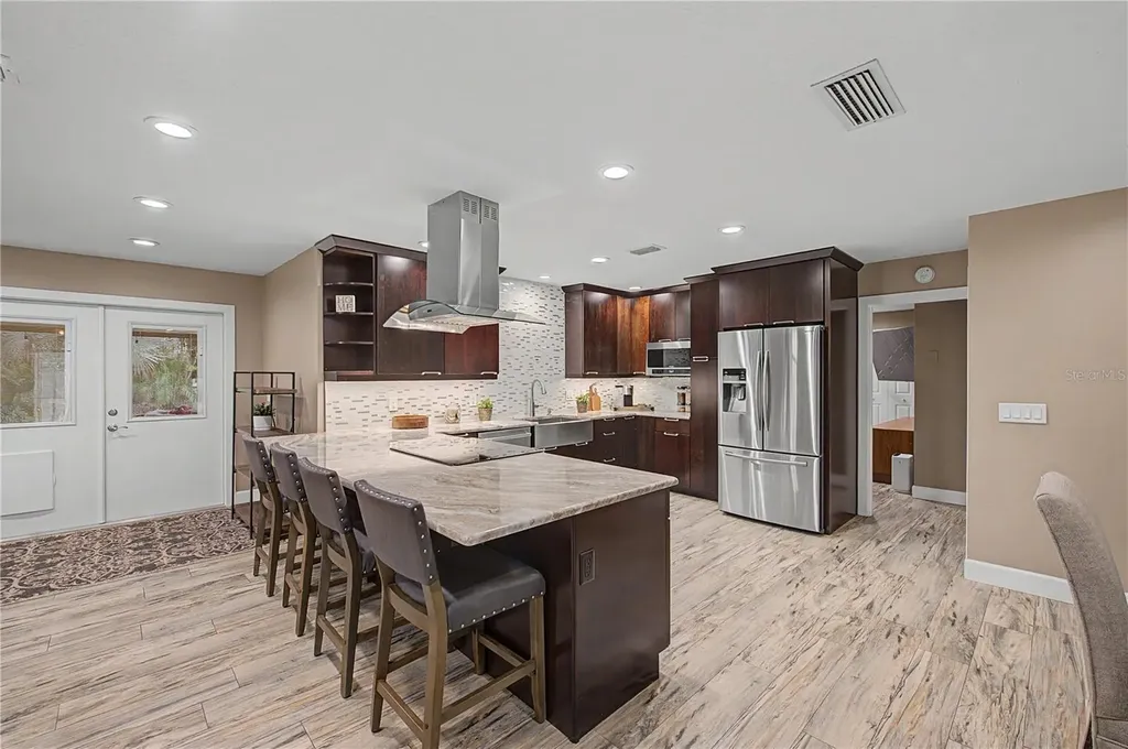 1112 Lakemont Drive Valrico FL 33594