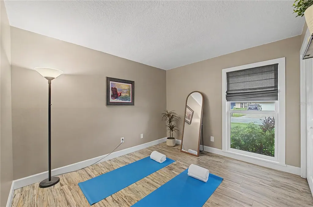 1112 Lakemont Drive Valrico FL 33594