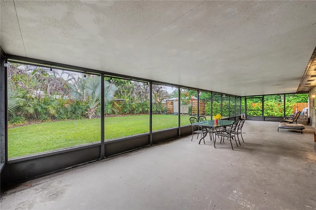 1112 Lakemont Drive Valrico FL 33594