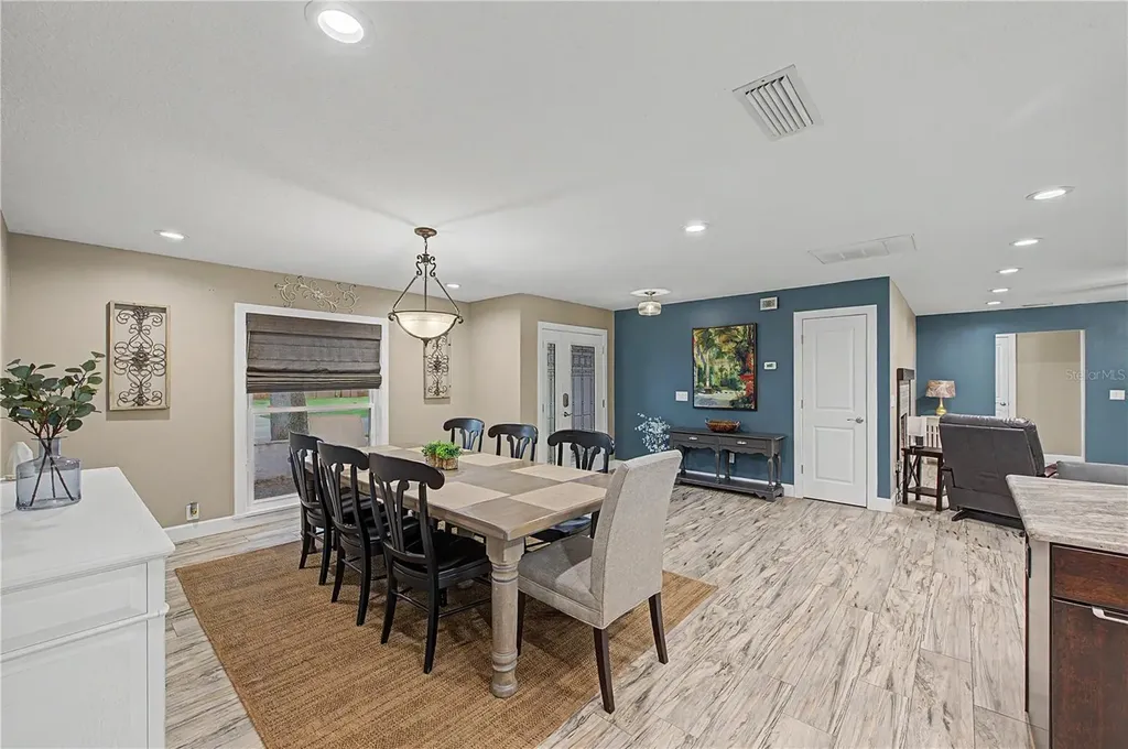 1112 Lakemont Drive Valrico FL 33594