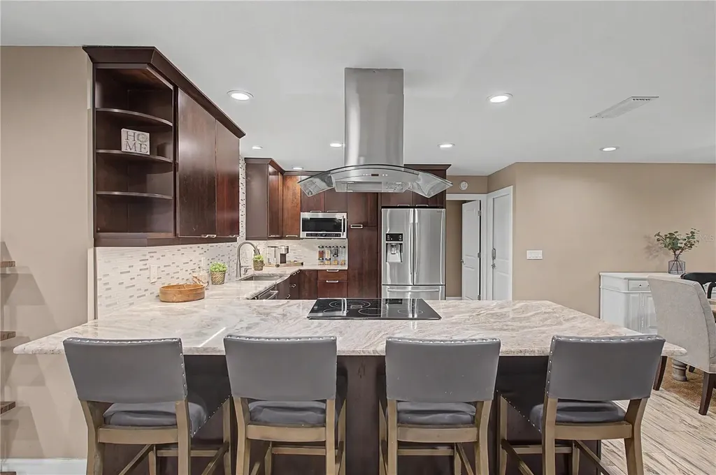 1112 Lakemont Drive Valrico FL 33594