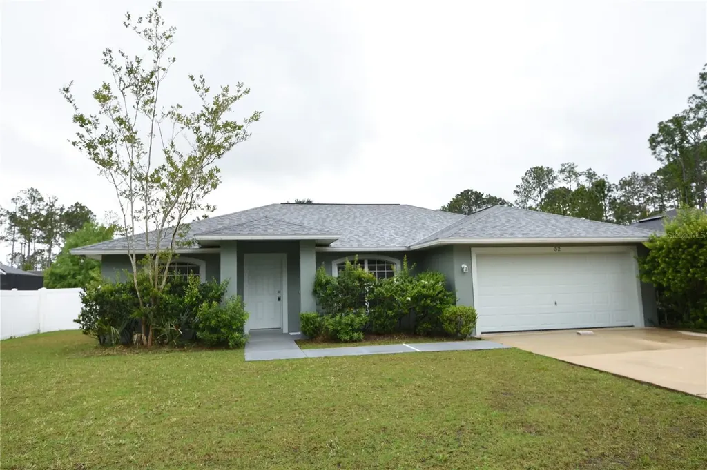 32 Slumber Path Palm Coast FL 32164