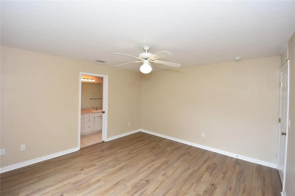 32 Slumber Path Palm Coast FL 32164