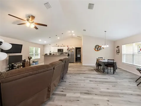 9432 SE 152nd Place Summerfield FL 34491