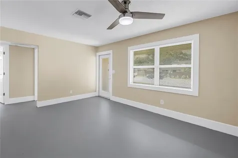 1416 38th Avenue N St Petersburg FL 33704