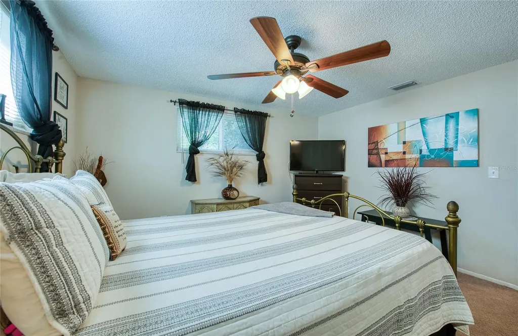 6014 3rd Avenue New Port Richey FL 34653