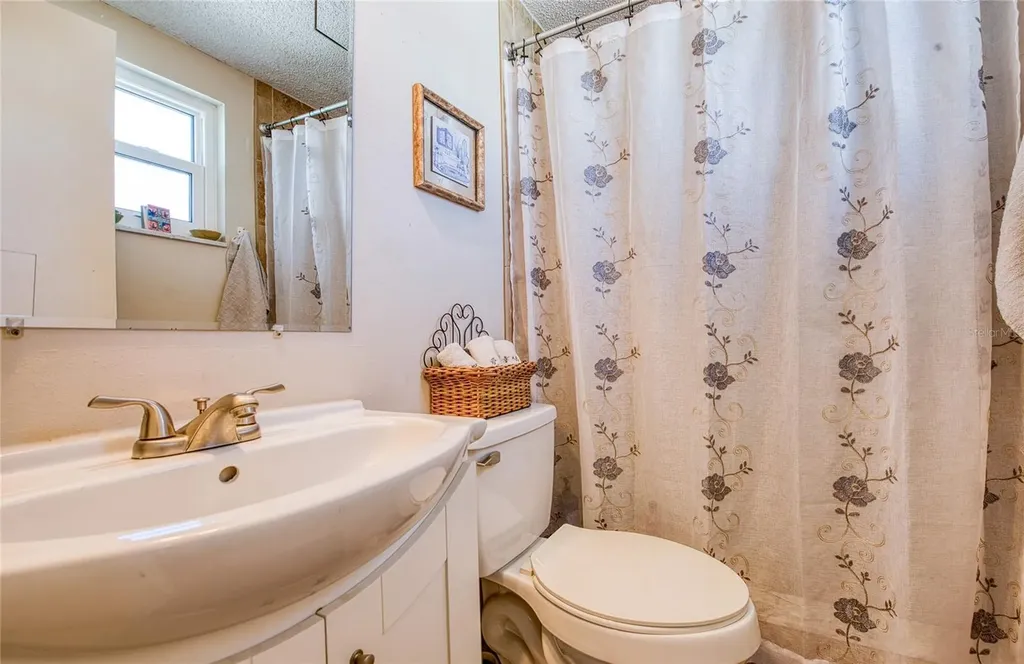 6014 3rd Avenue New Port Richey FL 34653