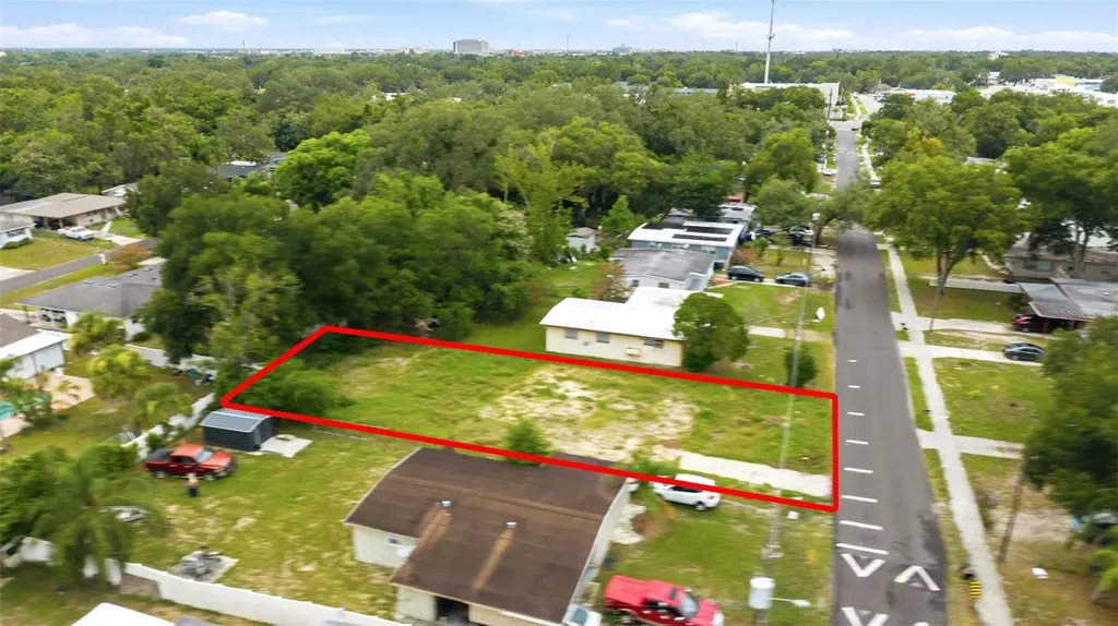 8714 N Hyaleah Road Tampa FL 33617