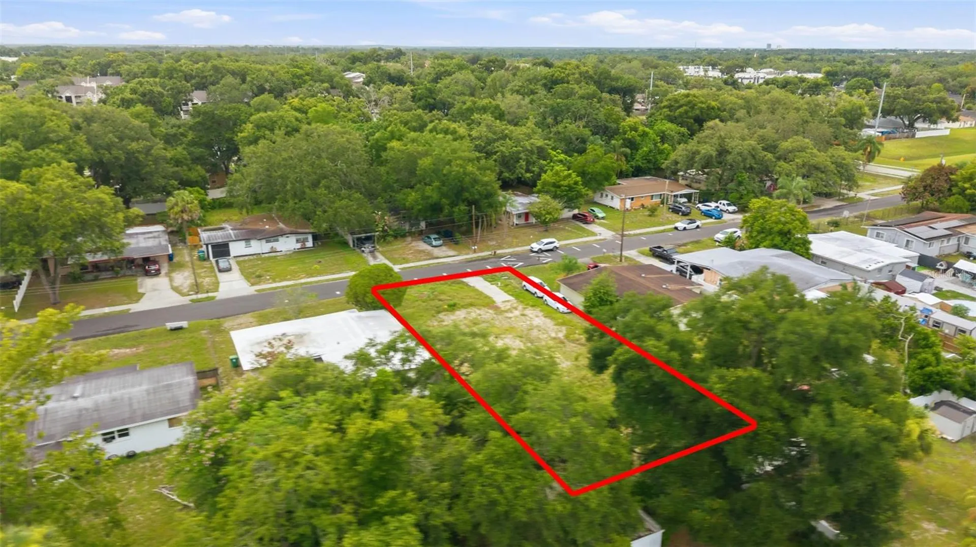 8714 N Hyaleah Road Tampa FL 33617