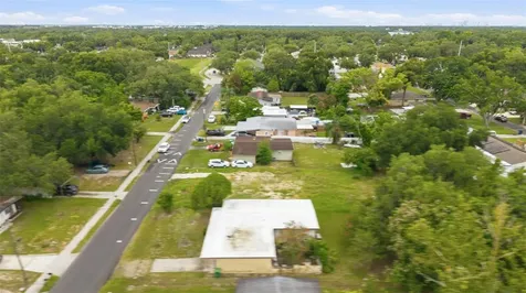 8714 N Hyaleah Road Tampa FL 33617