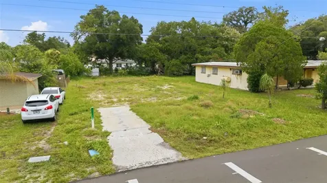 8714 N Hyaleah Road Tampa FL 33617