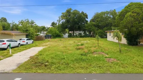 8714 N Hyaleah Road Tampa FL 33617