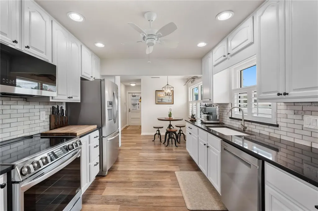 1211 Hunt Avenue Lakeland FL 33801