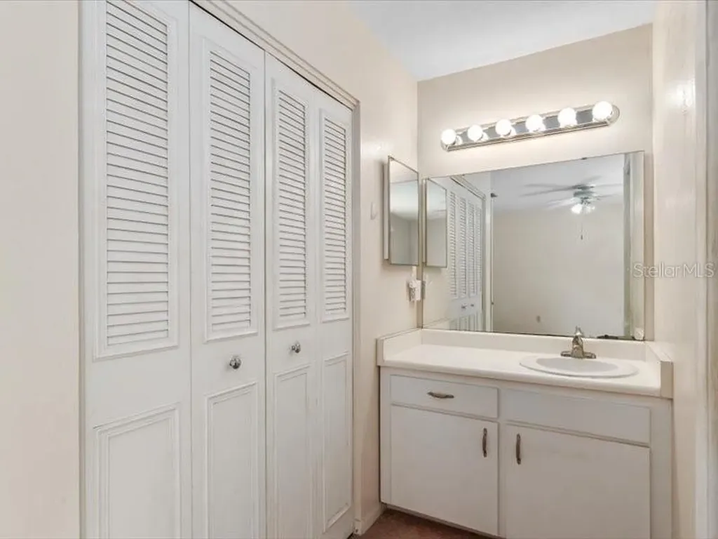 5823 NW 26th Street Gainesville FL 32653