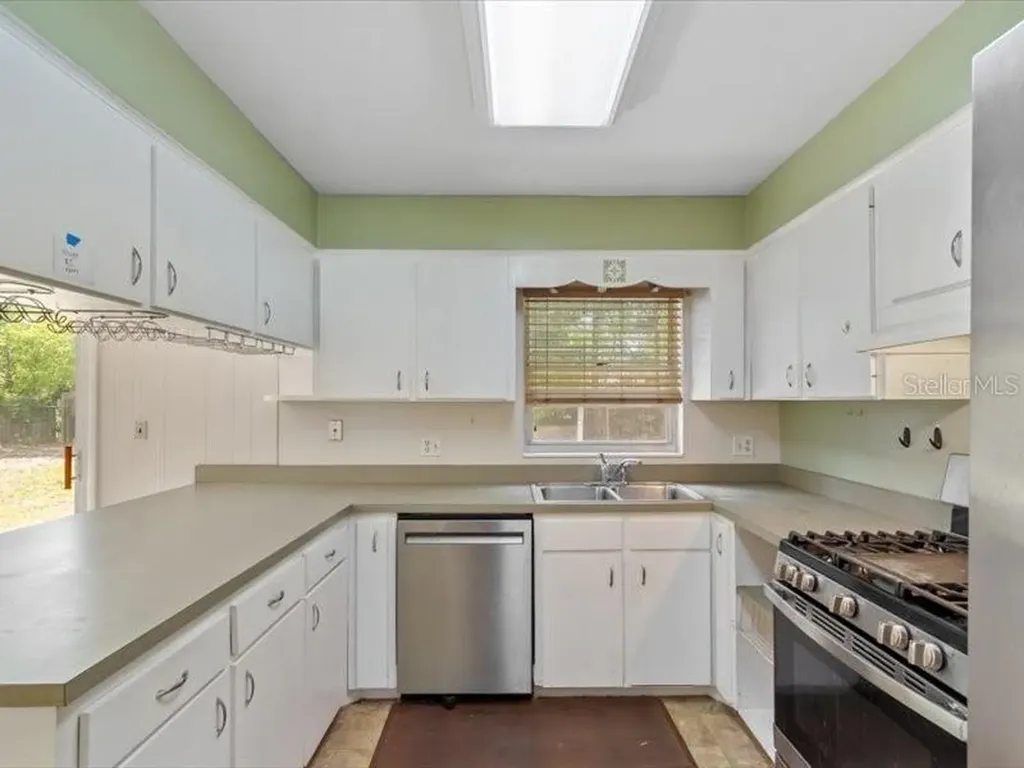 5823 NW 26th Street Gainesville FL 32653