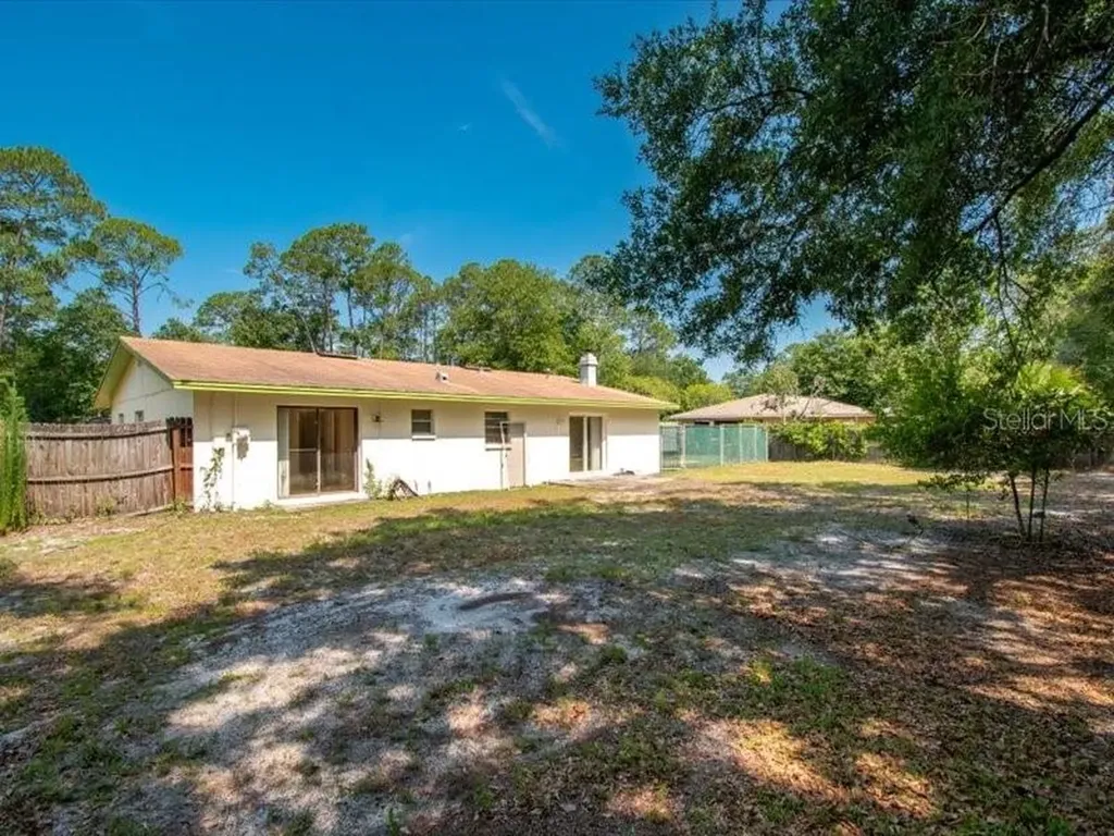 5823 NW 26th Street Gainesville FL 32653