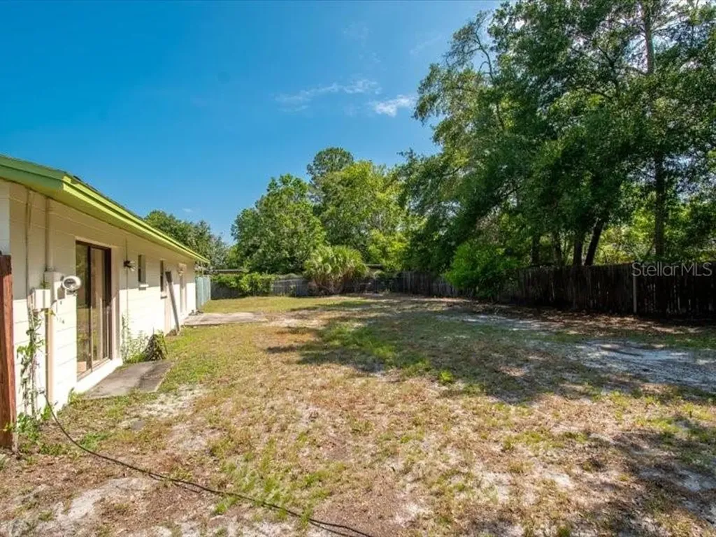 5823 NW 26th Street Gainesville FL 32653