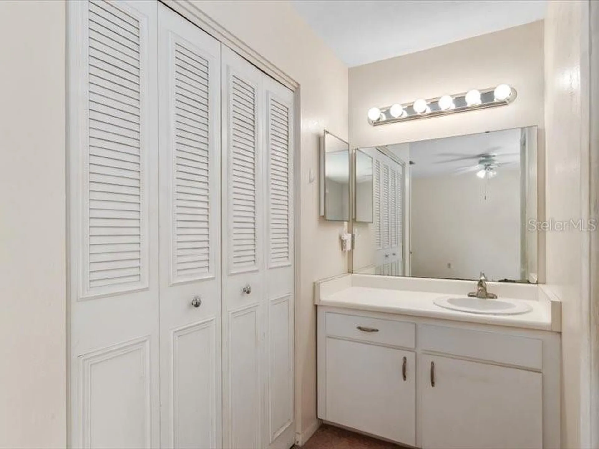 5823 NW 26th Street Gainesville FL 32653