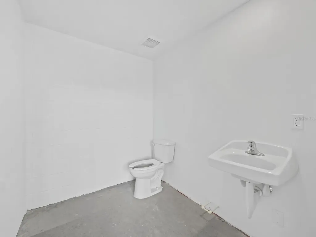 829 57th Street E Bradenton FL 34208