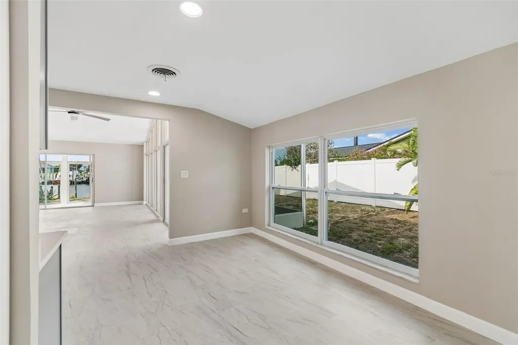 729 Spanish Main Drive Apollo Beach FL 33572