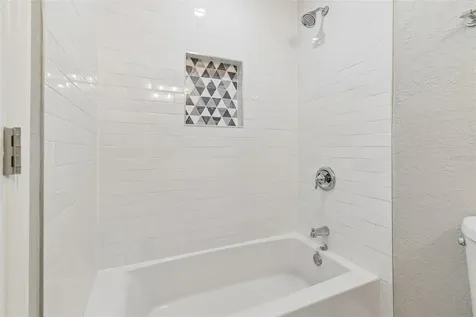 729 Spanish Main Drive Apollo Beach FL 33572
