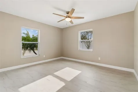 729 Spanish Main Drive Apollo Beach FL 33572