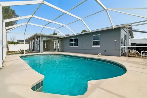 729 Spanish Main Drive Apollo Beach FL 33572