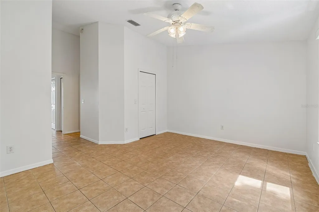 6245 Osprey Lake Circle Riverview FL 33578