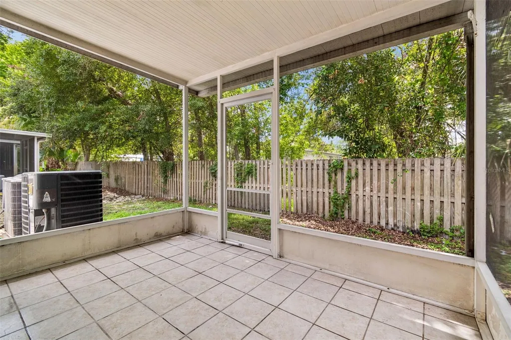 6245 Osprey Lake Circle Riverview FL 33578