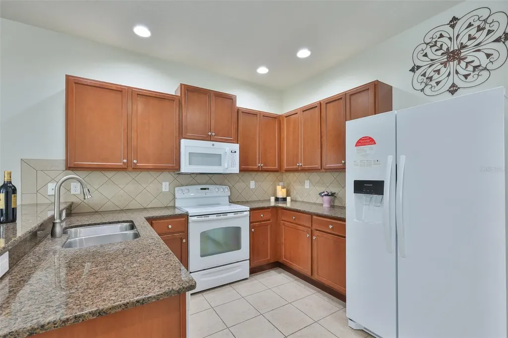5618 Sunset Falls Drive Apollo Beach FL 33572