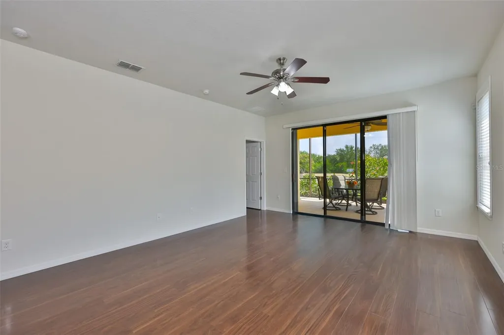 5618 Sunset Falls Drive Apollo Beach FL 33572