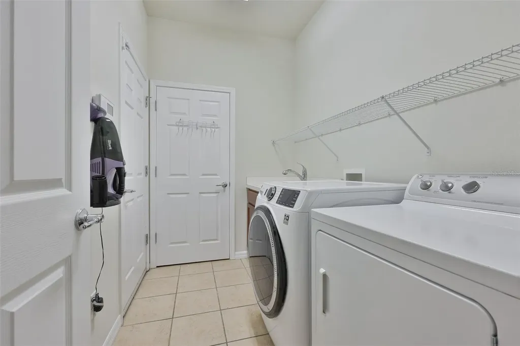 5618 Sunset Falls Drive Apollo Beach FL 33572