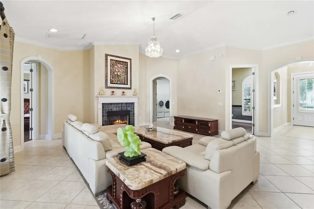 1298 Bella Vista Circle Longwood FL 32779