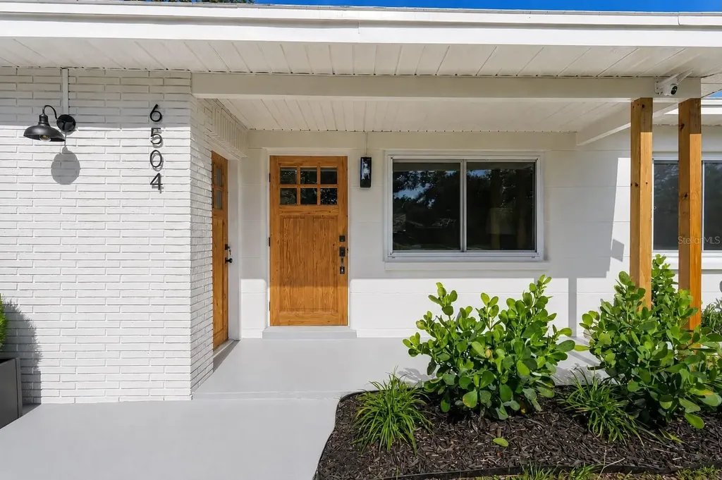 6504 N 20th Street Tampa FL 33610
