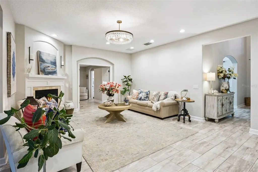 7648 Lake Angelina Drive Mount Dora FL 32757