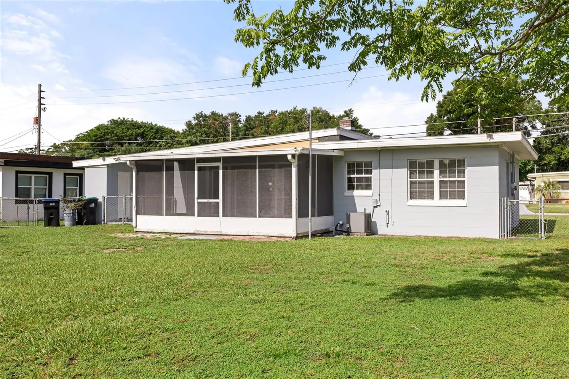 139 S Alder Drive Orlando FL 32807