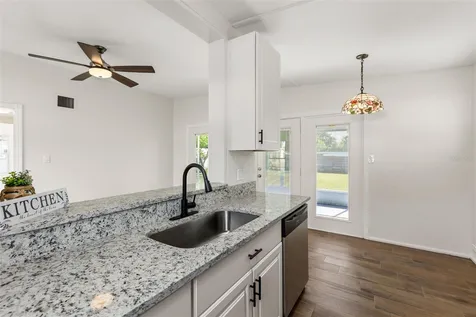 139 S Alder Drive Orlando FL 32807