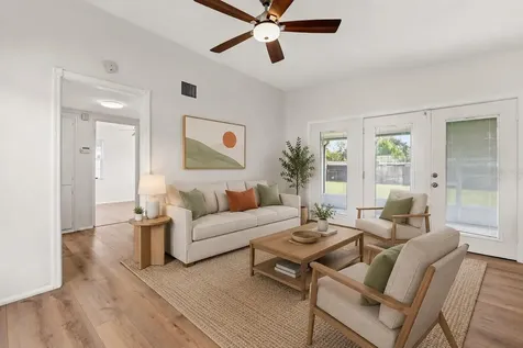 139 S Alder Drive Orlando FL 32807