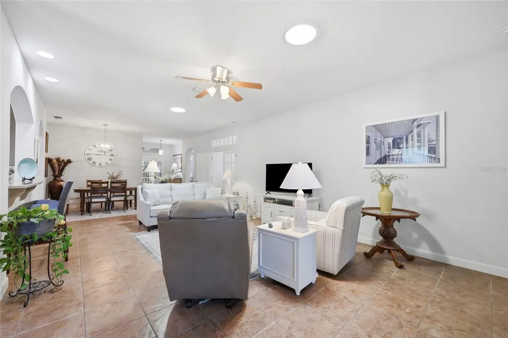 6342 Sanders Grove Circle Okahumpka FL 34762