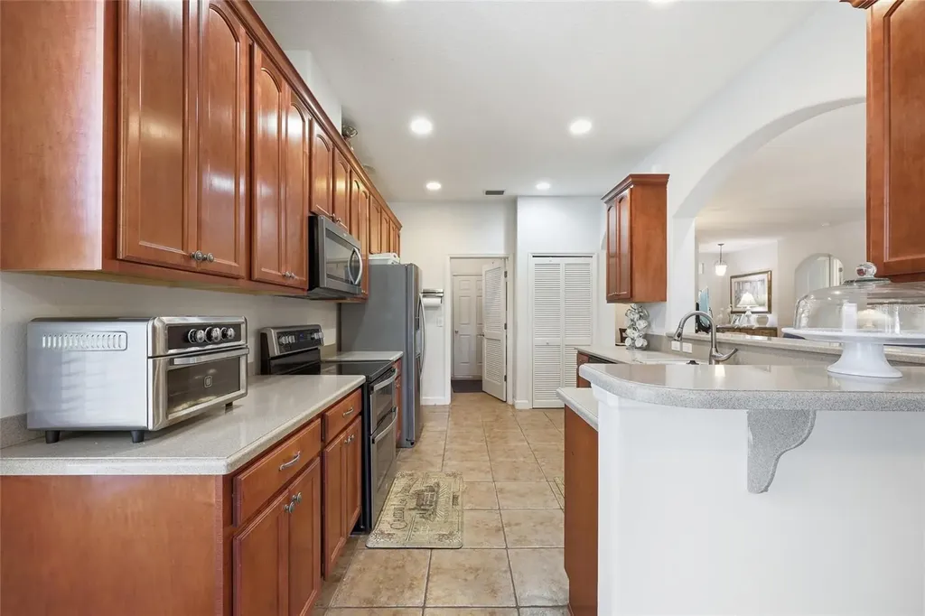 6342 Sanders Grove Circle Okahumpka FL 34762