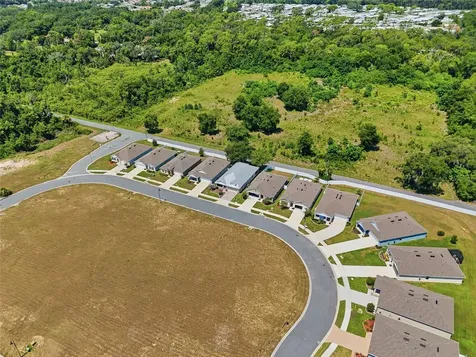 6342 Sanders Grove Circle Okahumpka FL 34762