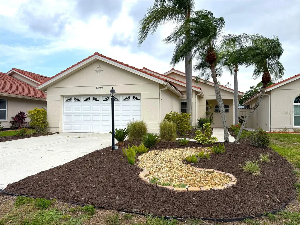 4304 Marcott Circle Sarasota FL 34233